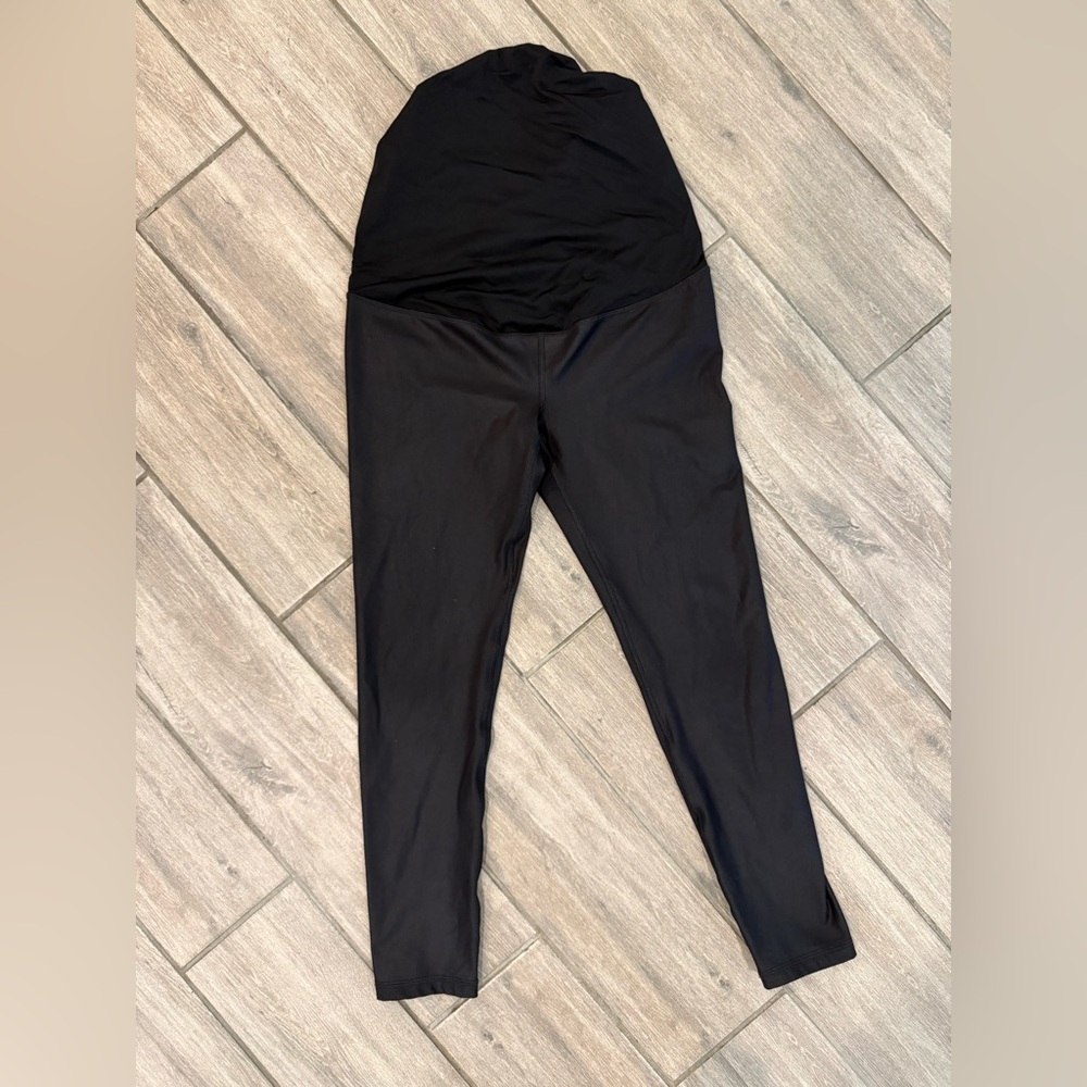 Isabel by Ingrid & Isabel Black High-Waisted Maternity Leggings